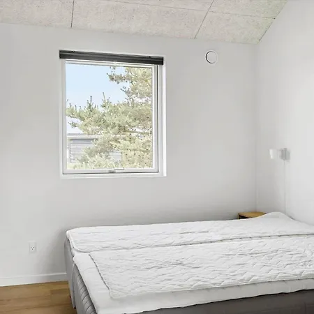 Ha328-hals-rodklovervej-3 Hals