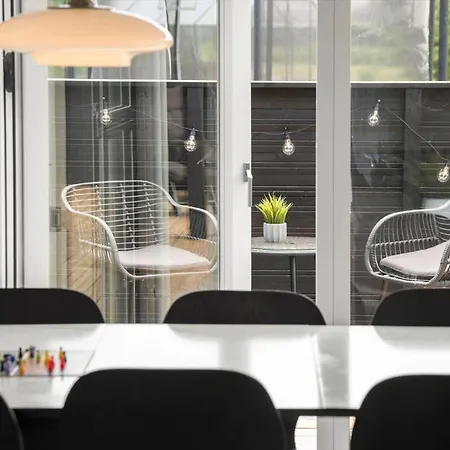 Holiday home Ha328-hals-rodklovervej-3