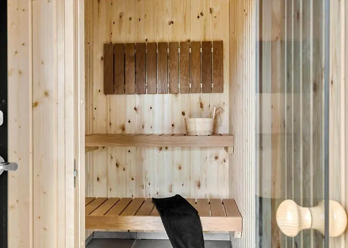 Ha328-hals-rodklovervej-3 *