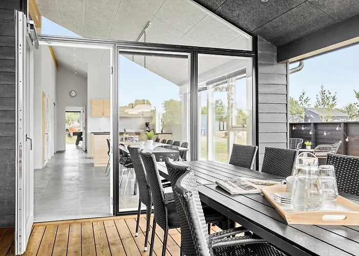 Ha328-hals-rodklovervej-3 * Hals